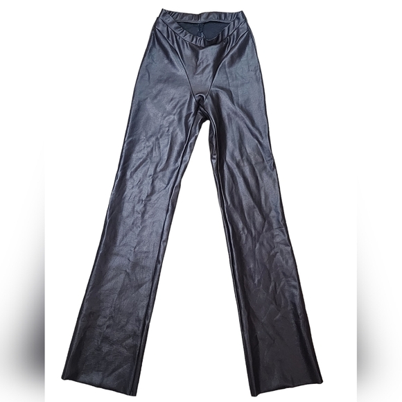 SKIMS Faux Leather Boot Cut Pant - Picture 5 of 13